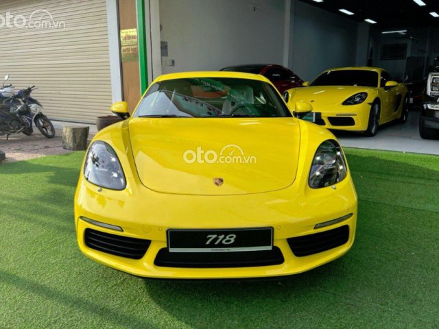 Bán Porsche 718 Cayman 2.0 AT năm 2021, màu vàng, nhập khẩu