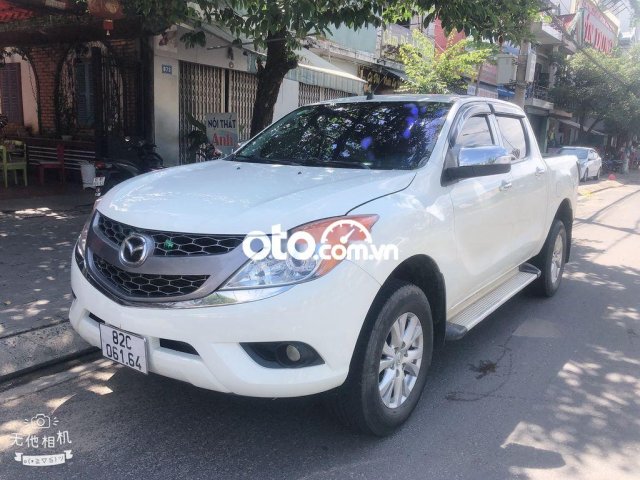 Bán Mazda BT-50 năm 2015, màu trắng số tự động0