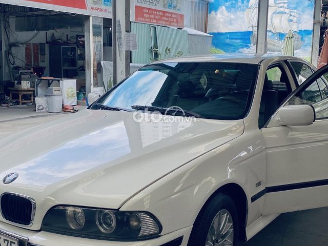 BMW 525i đời 1996 dọn như đập thùng hơn 450 triệu ở Sài Gòn