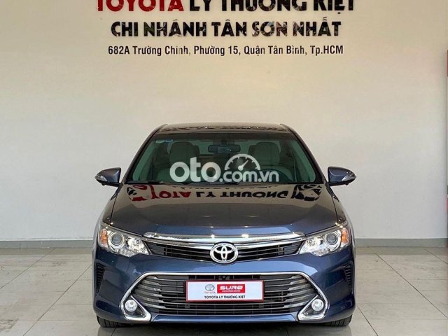 Bán Toyota Camry 2.0E sản xuất 20160