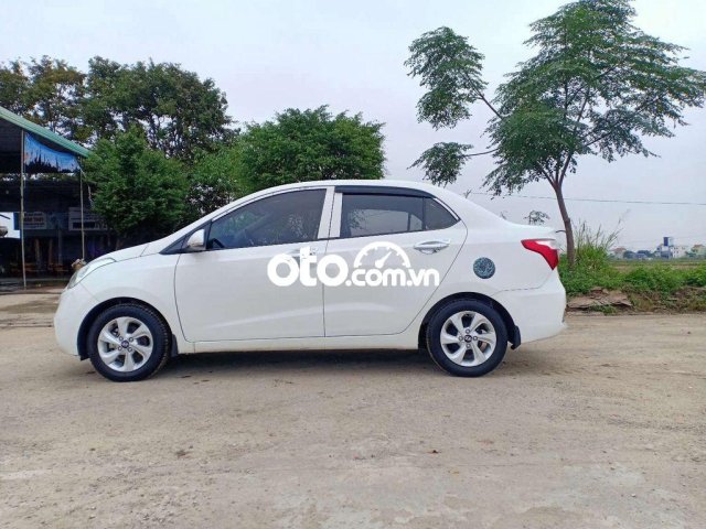 Bán Hyundai Grand i10 sản xuất năm 2018, màu trắng0