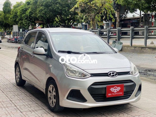 Cần bán Hyundai Grand i10 năm 2016, màu bạc, nhập khẩu  0