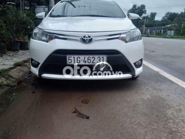 Bán Toyota Vios MT đời 2017, màu trắng, giá 350tr