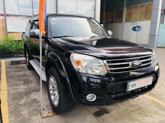 Cần bán gấp Ford Everest sản xuất 2014 mới 95% giá chỉ 485tr