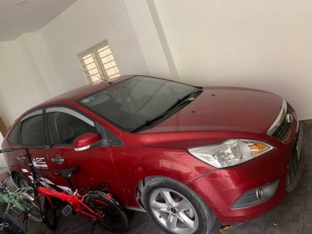 Xe Ford Focus sản xuất 2011, màu đỏ, giá tốt0