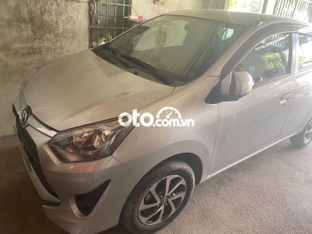 Bán ô tô Toyota Wigo 2018, màu bạc, nhập khẩu còn mới