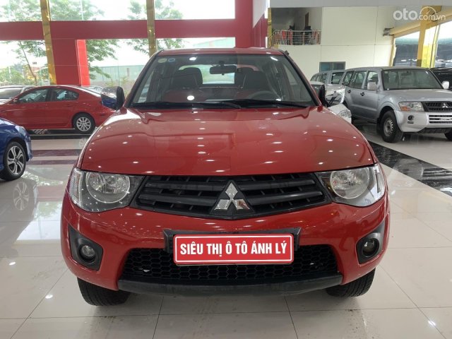 Xe Mitsubishi Triton 4x4 MT đời 2013 số sàn0