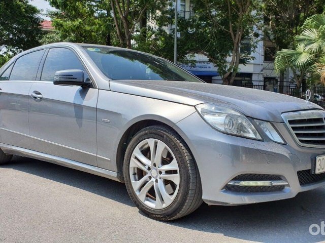 Mercedes E250 cực đẹp, cực chất giá chỉ bằng chiếc xe Vios G