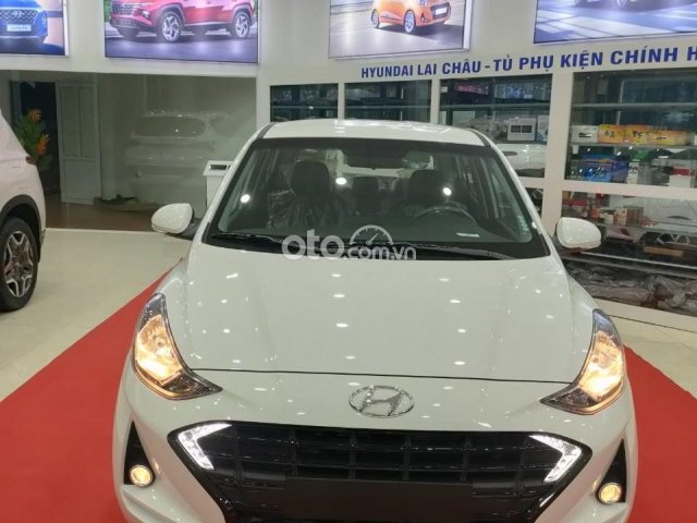 Hyundai Grand i10 1.0MT năm 2022, giảm 50% phí trước bạ, trả góp 85% giá trị xe, giảm tiền mặt, giao xe ngay