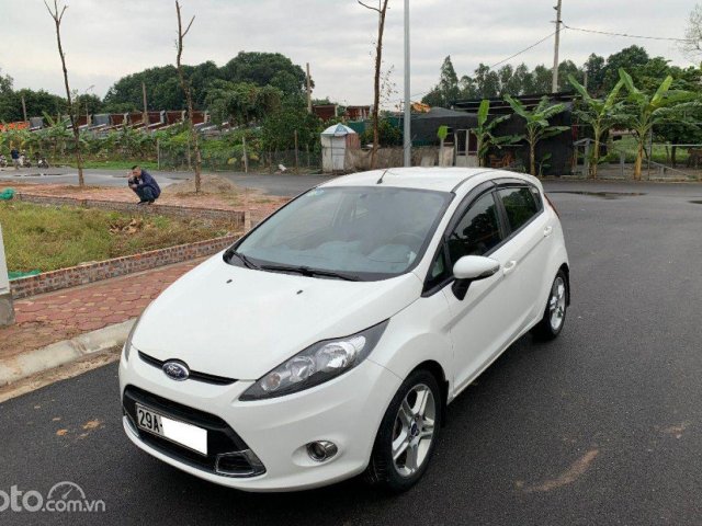 Mua bán Ford Fiesta 1.6 AT 2012 giá 262 triệu - 3396719