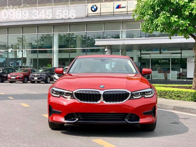 Cơ hội sở hữu xe BMW 320i Sport Line Plus 2021 giảm 100% lệ phí trước bạ