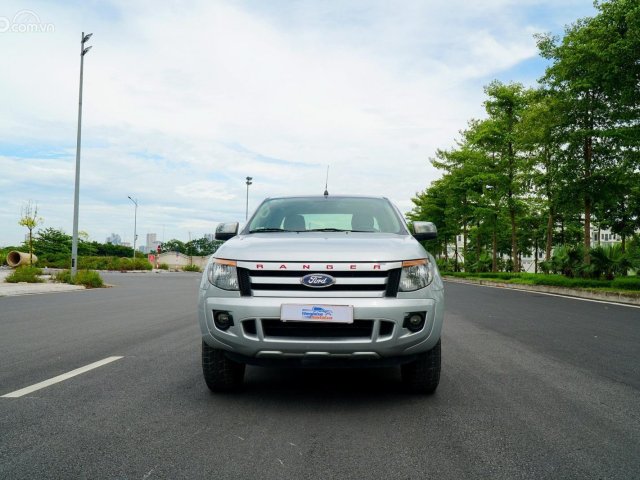 Cần bán Ford Ranger XlS 2.2 AT năm 20150