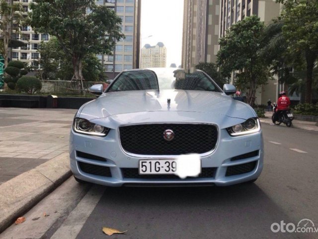 Cần bán gấp Jaguar XE đời 2015, xe nhập còn mới