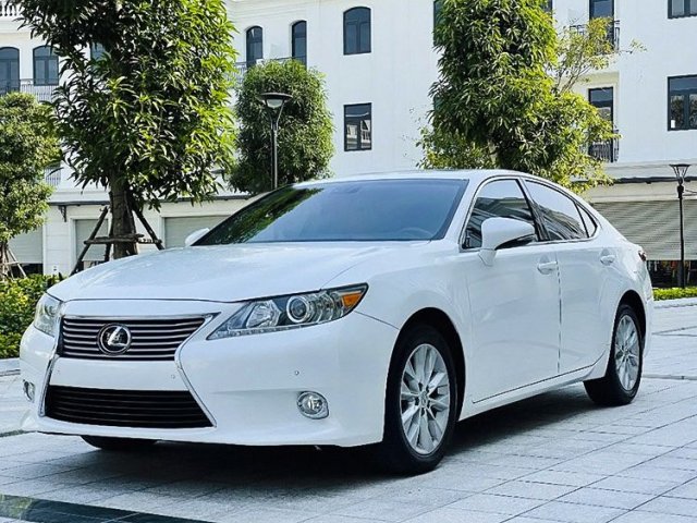 Bán Lexus ES 300H sản xuất 2013, màu trắng, nhập khẩu