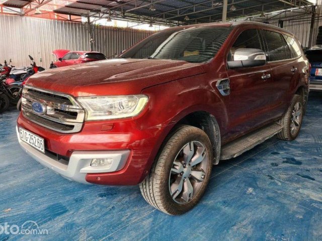 Cần bán xe Ford Everest Titanium 2.2L 4x2 AT năm sản xuất 2016, màu đỏ 