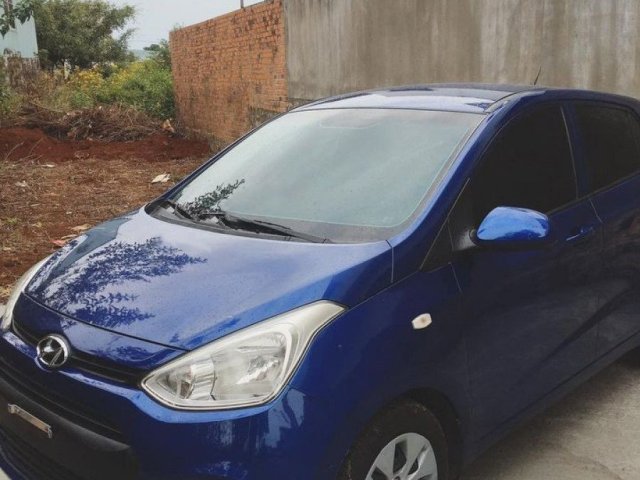 Cần bán gấp Hyundai Grand i10 sản xuất 2016, màu xanh lam, nhập khẩu0