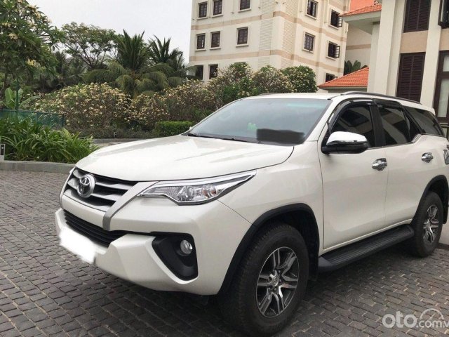 Xe Toyota Fortuner sản xuất năm 2019, màu trắng, nhập khẩu nguyên chiếc chính chủ, giá 855tr0