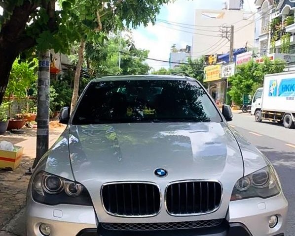 Cần bán gấp BMW X5 3.0si đời 2007, màu bạc, xe nhập chính chủ0