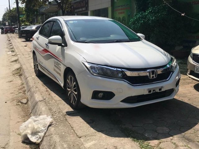 Bán Honda City 2017, màu trắng còn mới, giá chỉ 440 triệu