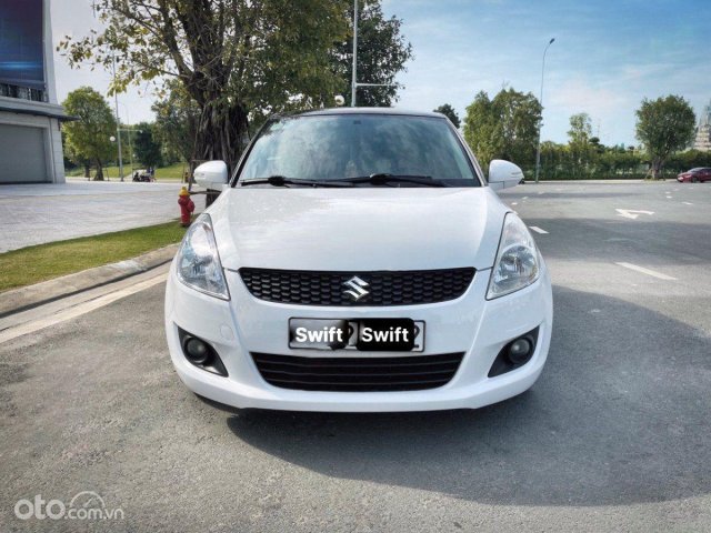 Bán ô tô Suzuki Swift 2014, màu trắng còn mới, giá chỉ 355 triệu0