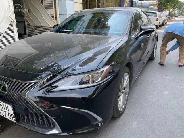 Cần bán lại xe Lexus ES 250 sản xuất năm 2019, màu đen, xe nhập1