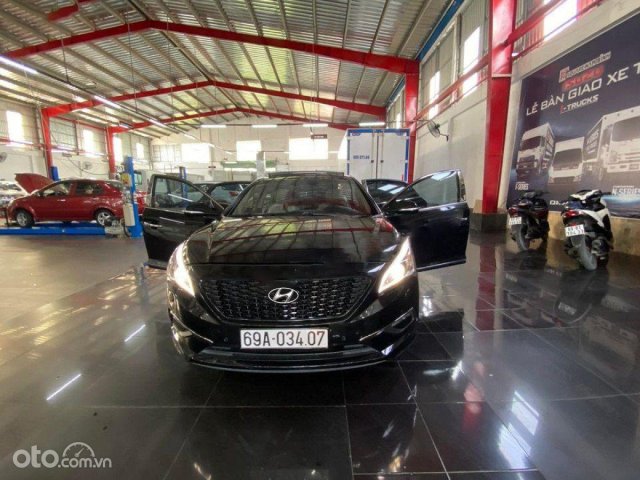 Cần bán gấp Hyundai Sonata 2016, màu đen, nhập khẩu