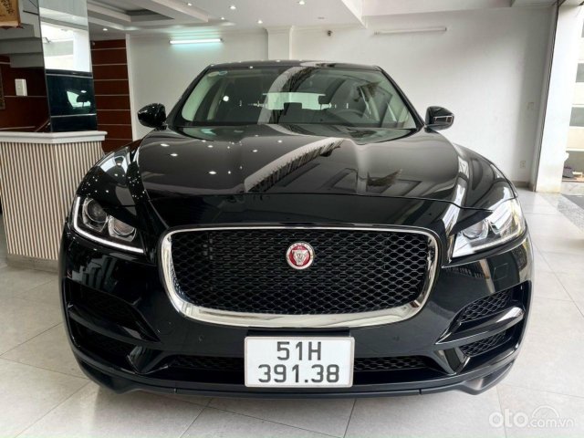 Bán Jaguar F-Pace sx 2019 đăng ký 2020 xe đẹp đi 8000km bao check hãng0