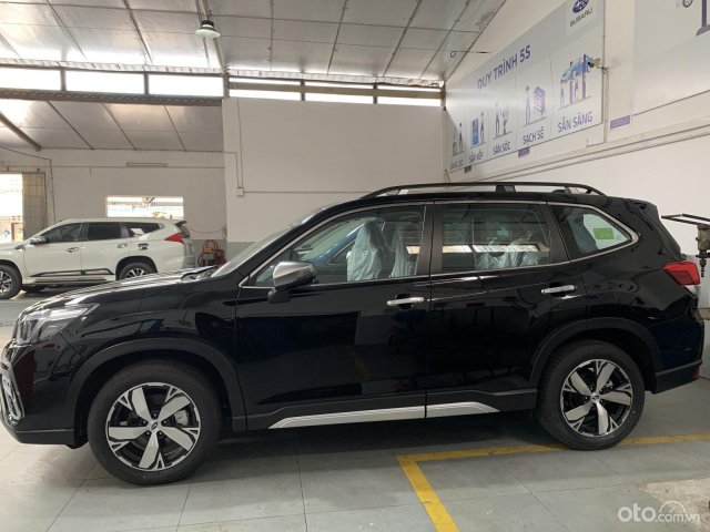 Subaru Forester xe nhập khẩu, có mắt thần cảnh báo nguy hiểm