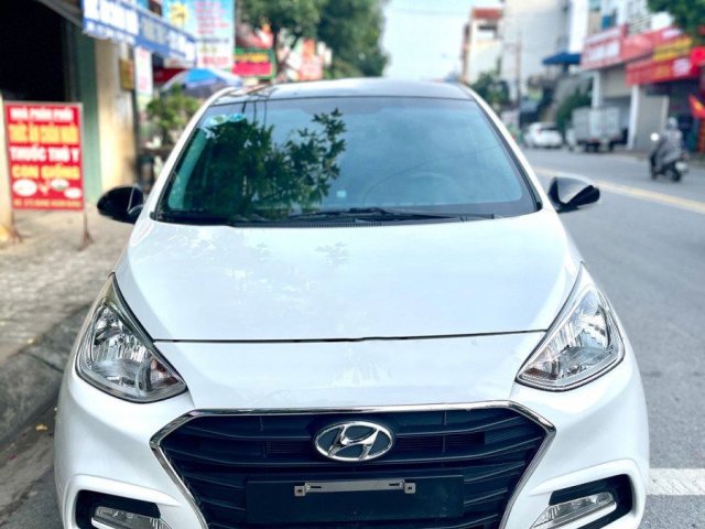 Bán xe Hyundai Grand i10 2018, màu trắng