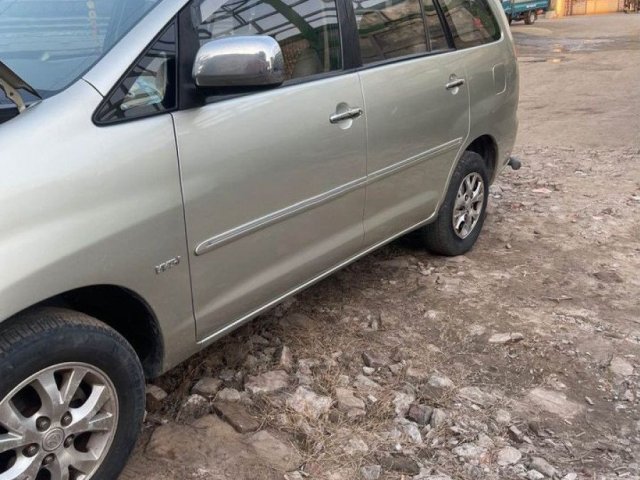 Bán ô tô Toyota Innova G sản xuất năm 2006, màu bạc, giá chỉ 180 triệu0