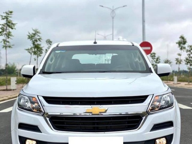 Bán Chevrolet Trailblazer LT 2.5L 4x2 MT đời 2018, màu trắng, nhập khẩu nguyên chiếc0