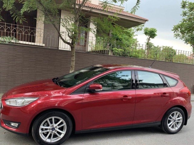 Xe Ford Focus sản xuất 2019, màu đỏ còn mới, 540 triệu0