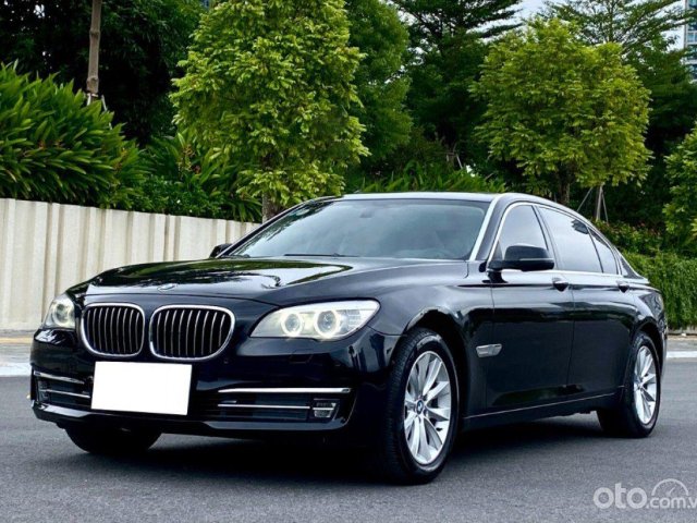 Bán BMW 730Li năm sản xuất 2014, màu đen, nhập khẩu còn mới0