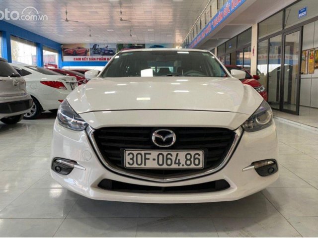 Cần bán Mazda 3 năm sản xuất 2018, màu trắng còn mới giá cạnh tranh