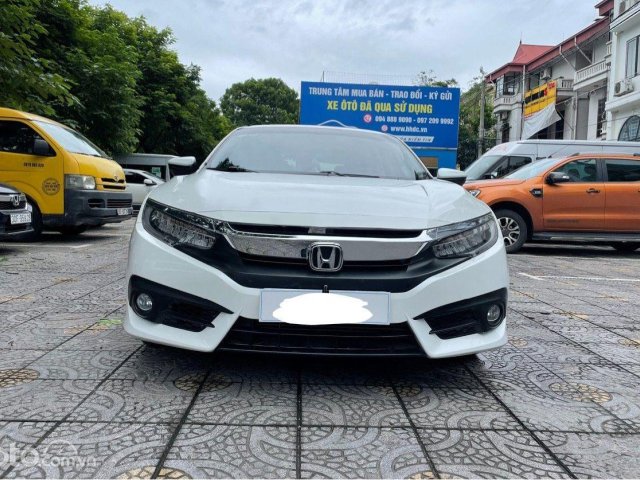 Bán Honda Civic L 2017, màu trắng, xe nhập còn mới, giá tốt