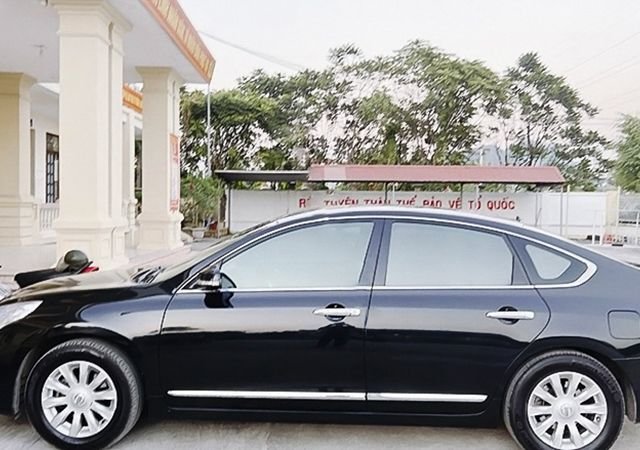 Cần bán xe Nissan Teana năm sản xuất 2010, màu đen, nhập khẩu, giá tốt