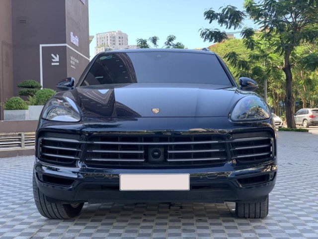 Bán xe Porsche Cayenne model 2019, màu đen, xe nhập0