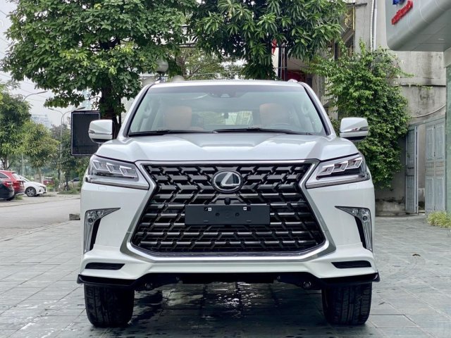 Cần bán Lexus LX570 MBS 4 ghế sản xuất 2021 nhập Trung Đông