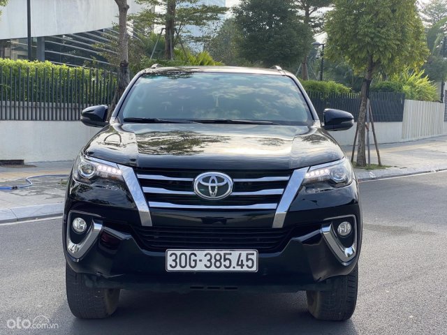 Bán gấp Toyota Fortuner sản xuất 2019 còn mới chạy có 30.000 km giá chỉ 1 tỷ 190tr