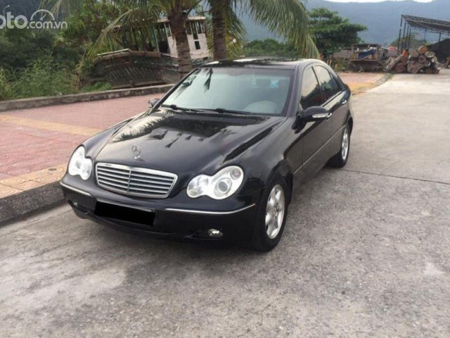 Bán Mercedes C200 sản xuất năm 2002, màu đen ít sử dụng giá cạnh tranh