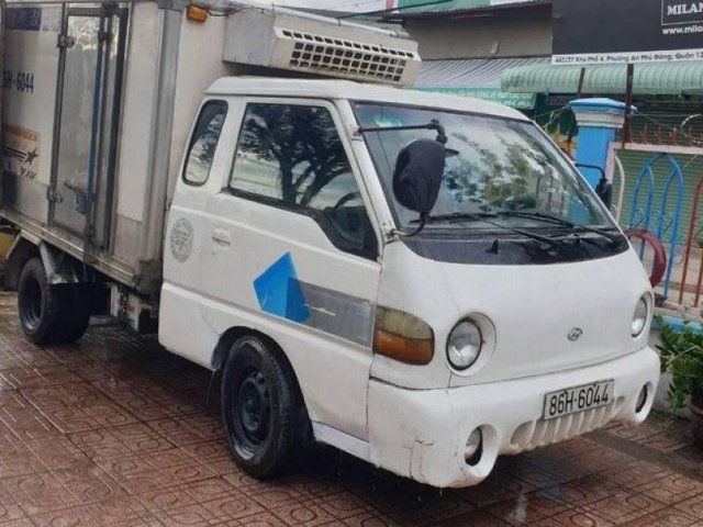 Cần bán xe Hyundai Porter năm 2002, màu trắng, giá tốt0