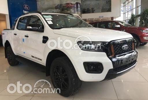 Cần bán xe Ford Ranger XLS AT đời 2021, màu trắng, nhập khẩu Thái0