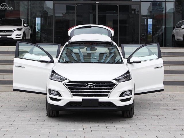 Hyundai Hà Nội bán Hyundai Tucson AT 2021, giảm 50% thuế trước bạ, giảm 30tr tiền mặt và nhiều quà tặng chính hãng khủng0