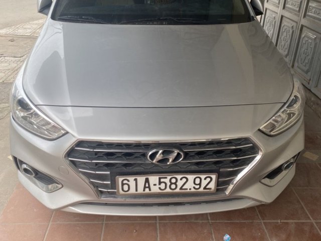 Cần bán Hyundai Accent năm sản xuất 2018 còn mới, giá tốt0