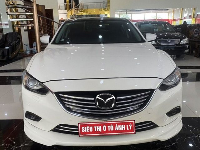 Bán ô tô Mazda 6 2.0AT đời 2014, màu trắng còn mới0