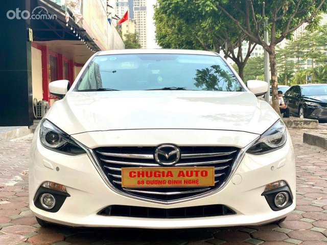 Bán Mazda 3 2.0 năm sản xuất 2016, màu trắng  