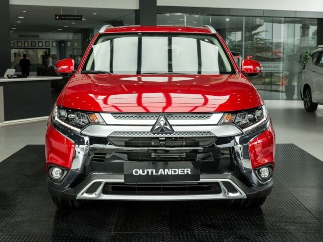 Mitsubishi Outlander 2021 - giảm 50% thuế trước bạ - hỗ trợ trả góp lãi suất hấp dẫn0