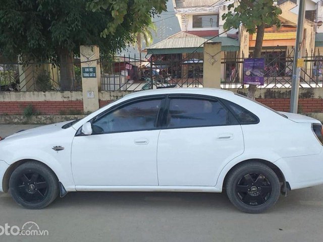 Bán ô tô Daewoo Lacetti EX 1.6 MT sản xuất năm 2004, màu trắng  