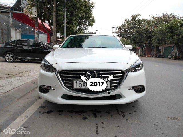 Bán Mazda 3 sản xuất 2017, màu trắng