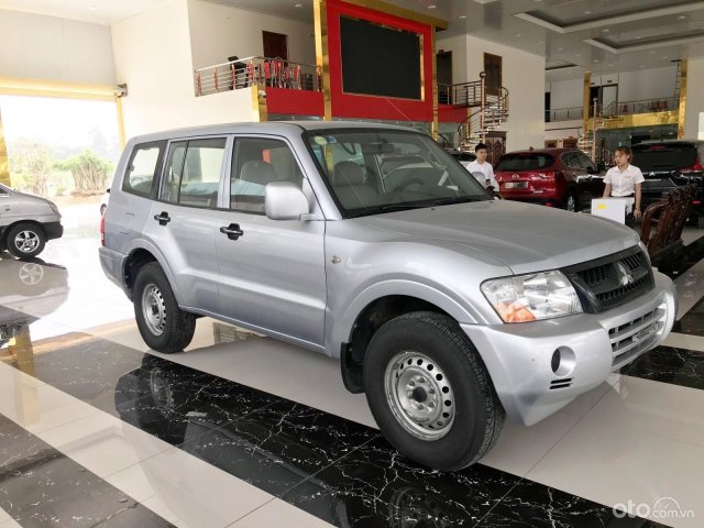 Màu bạc, nhập khẩu nguyên chiếc3
